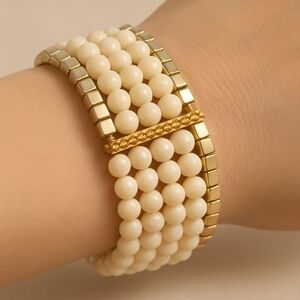 Costume Jewelry Elegant Cream and Gold Beaded Bracelet